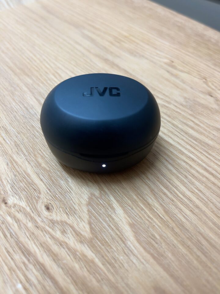 完全ワイヤレスイヤホン JVC HA-A5T